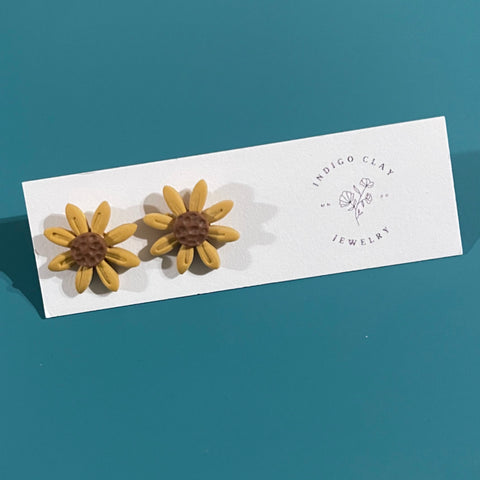 Sunflower stud earrings